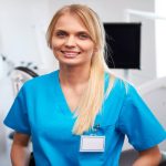 what does a dental nurse do